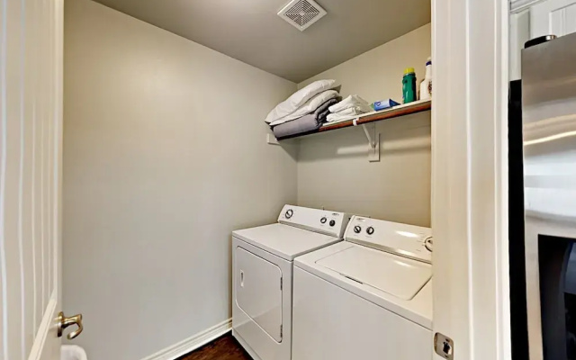 Coconutties - Three Bedroom Condo