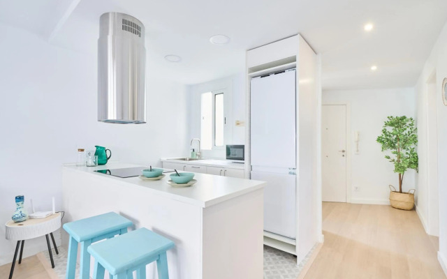 Lovely 2 bedroom apartment with terrace