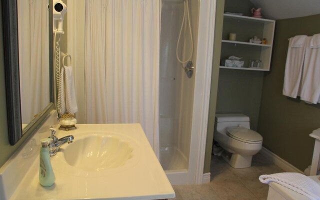 Tulips and Thistle Bed & Breakfast