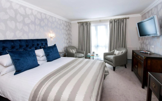 The Manor Elstree