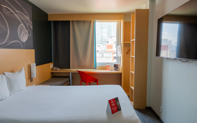 ibis México Alameda - Image 2