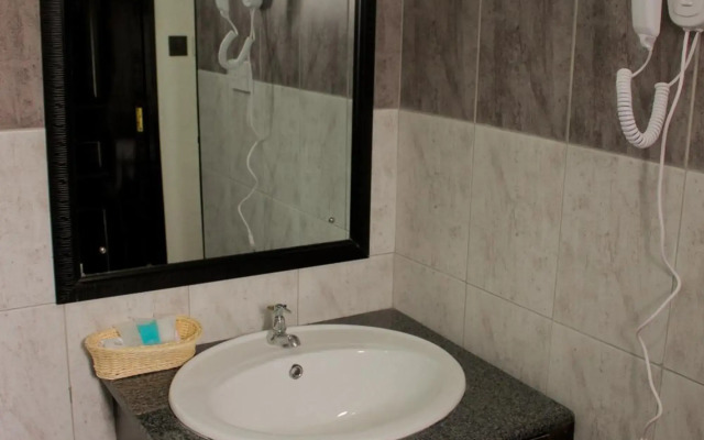 Hadassah Hotel