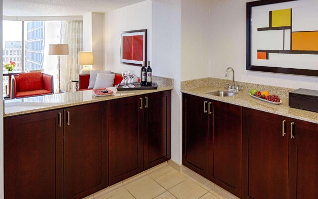 DoubleTree by Hilton Hotel Houston - Greenway Plaza