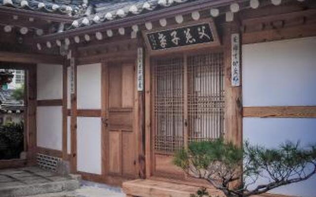 Cheong Yeon Jae Hanok Hotel