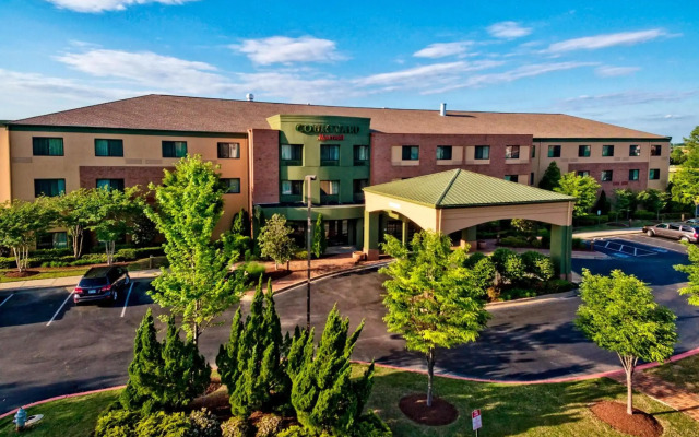 Courtyard by Marriott Memphis Southaven