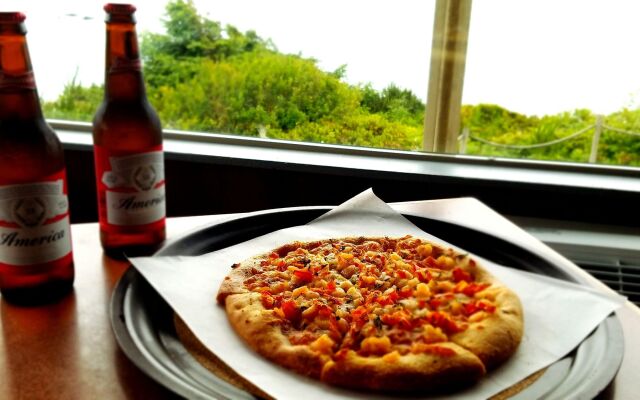 Clarion Inn Surfrider Resort