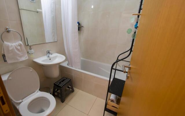 New Beautiful Sea View 2 Bdrm Flat With Pool!