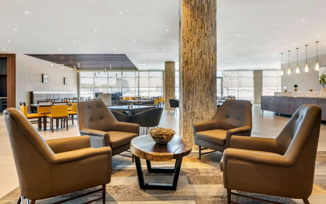 Cambria Hotel Bloomington Mall of America Minneapolis Airport