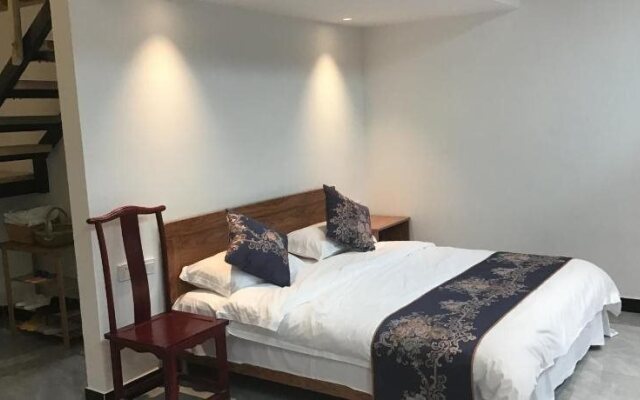 Hongluosi Lijia Farmstay
