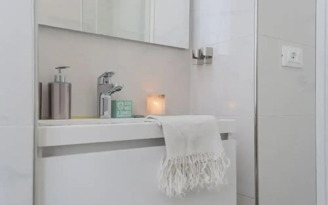 Old Court Hideaway by Rent all Como