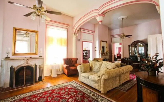 Esplanade Mansion