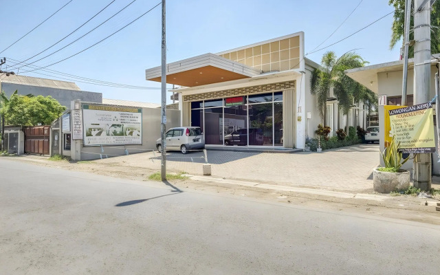 Zen Rooms Wadung Asri