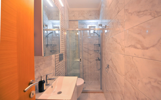 Ozgur City Residence