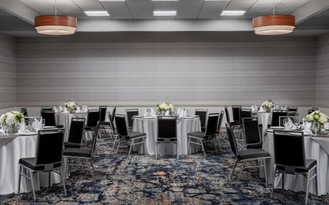 Embassy Suites by Hilton Nashville Airport