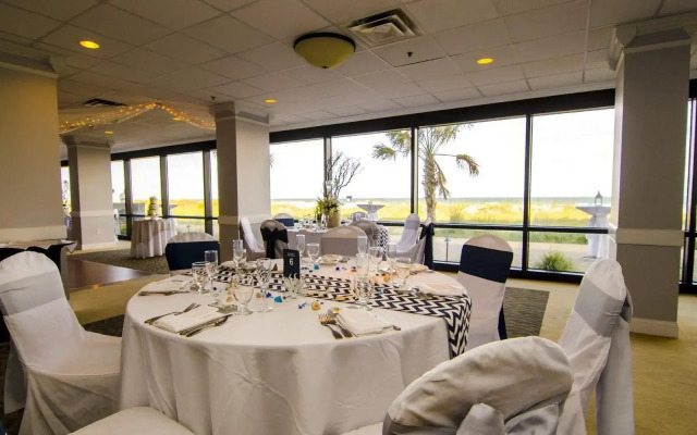 Shell Island Resort - All Oceanfront Suites
