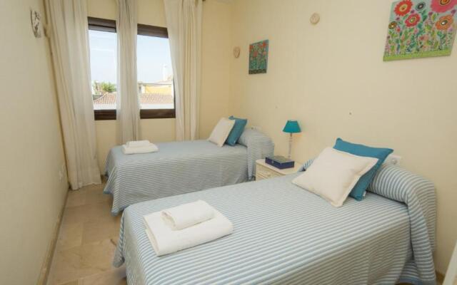 Marina Real 162
