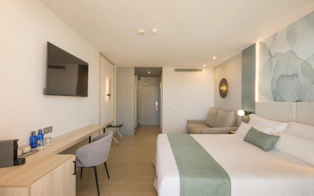 AR Diamante Beach Spa & Convention Center