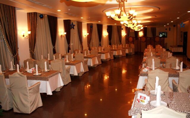 Nadiya Hotel