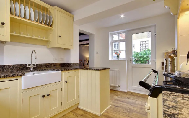 10 Westgate Street - 5 Star 18th Century House
