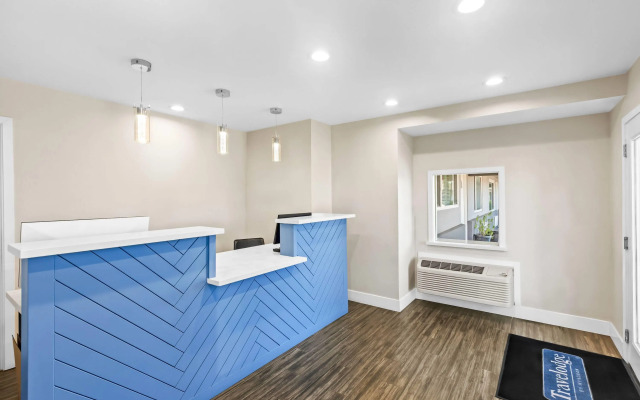 Travelodge by Wyndham Santa Rosa Wine Country