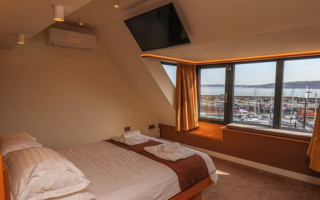 Apartment 3