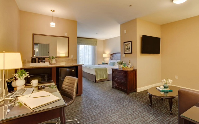 Ayres Hotel & Spa Mission Viejo – Lake Forest
