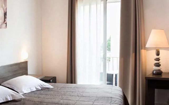 Hôtel Le Chardon Bleu