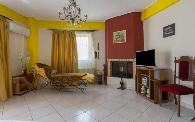 Sakis Luxury House
