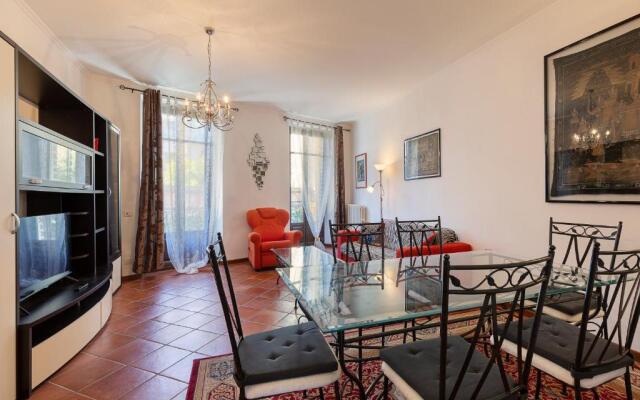 Dolfin - Nel Centro di Stresa - by Impero House