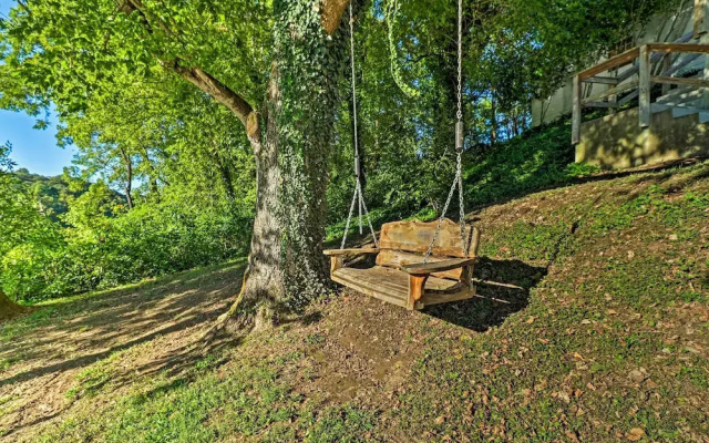 'riverside Hide-a-way' w/ Patio, Bbq, Fishing Pier