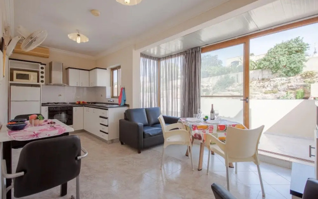 Merill Pool and Sea Penthouse Apart 7