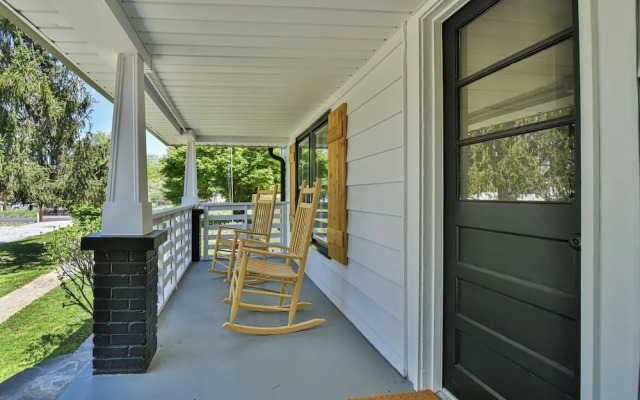 The Spruce House Cozy Home in Swannanoa