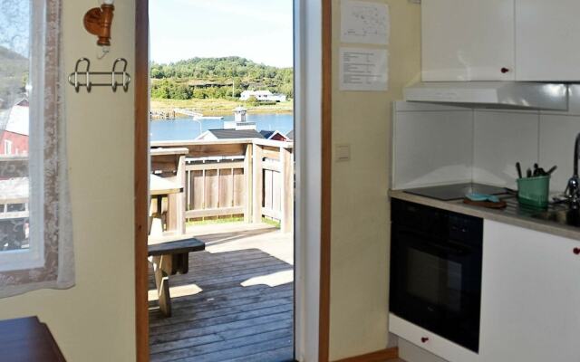 3 Person Holiday Home in Lysøysundet