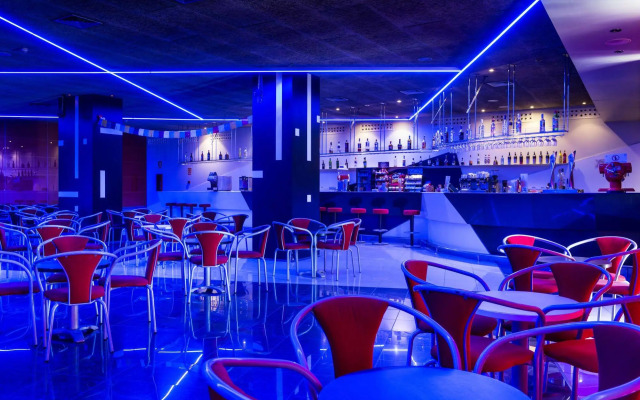 Aparthotel Costa Encantada
