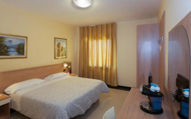 Hotel Ayri