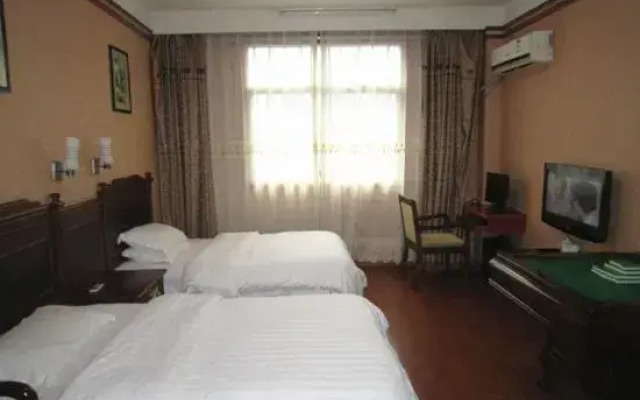 Chengfeng Hotel