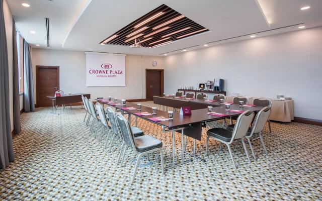 Crowne Plaza Istanbul - Oryapark, an IHG Hotel