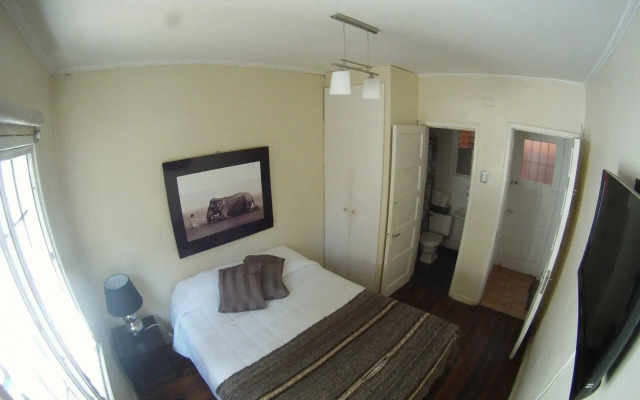 Jaguar Hostel + Living