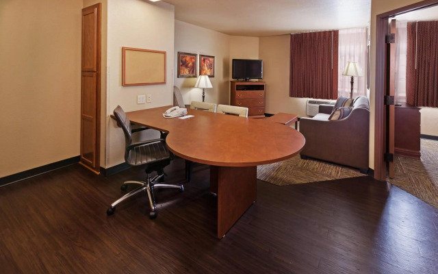 Candlewood Suites St Robert by IHG