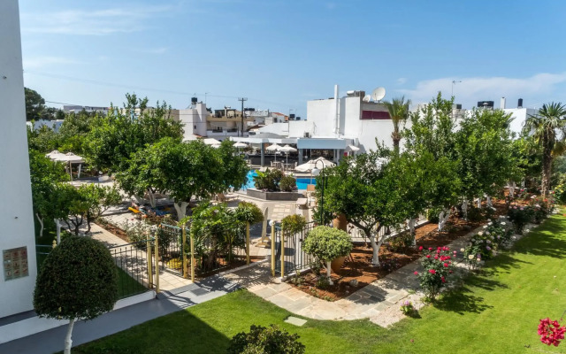 Malia Holidays Hotel