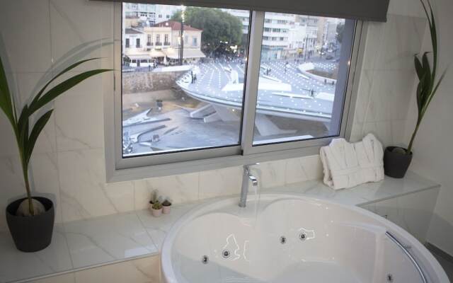 Purple Orange Luxury Suites