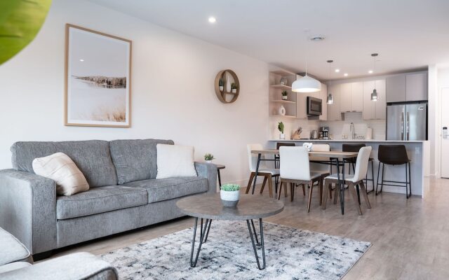 RevelStoked Getaway by Revelstoke Vacation