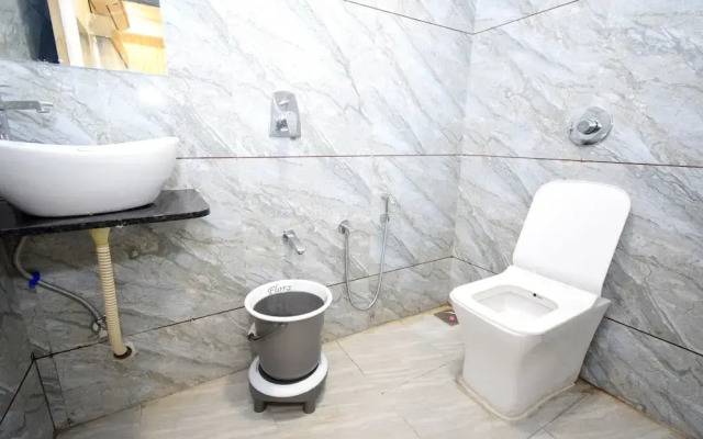 Hotel A1 Vastrapur