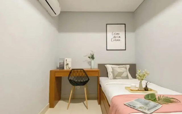 Simply Look And Best Deal 2BR at Pollux Chadstone Apartment