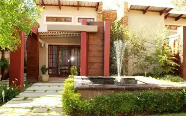Thistle Court Hotel