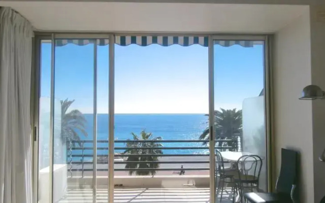 Waterfront Apartment Nice