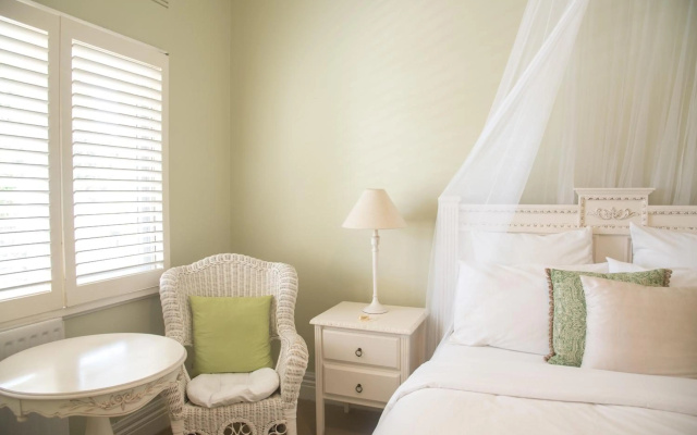 Plantation House – Guest Rooms – Melbourne