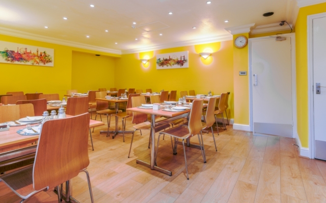 London Town Hotel