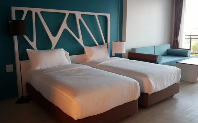 Whale Hua Hin