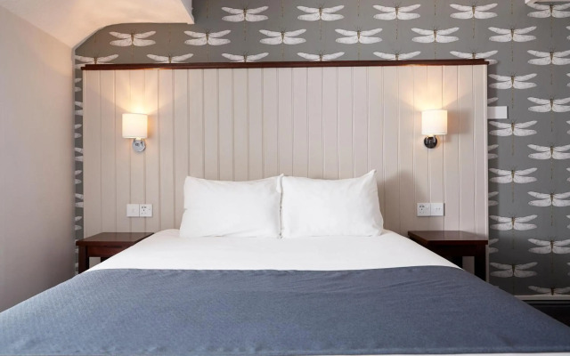 Darrington Hotel